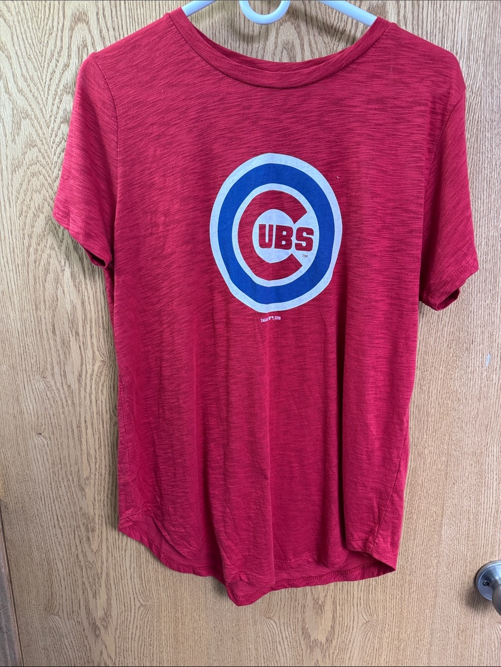 Genuine Merchandise Red Chicago Cubs Target Logo Short Sleeve Tee